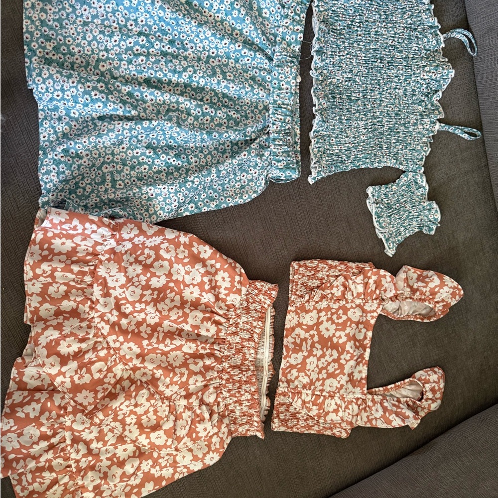 2 Sets SHEIN Floral Skirt and Top in Teal and White 2 for $10.
